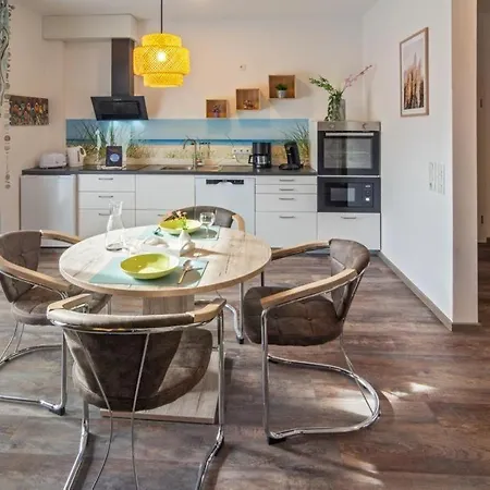 Traum-wohnung-1 Apartmán *